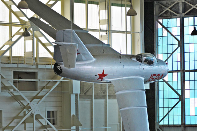 Mikoyan-Gurevich MiG-15 (Fighter)