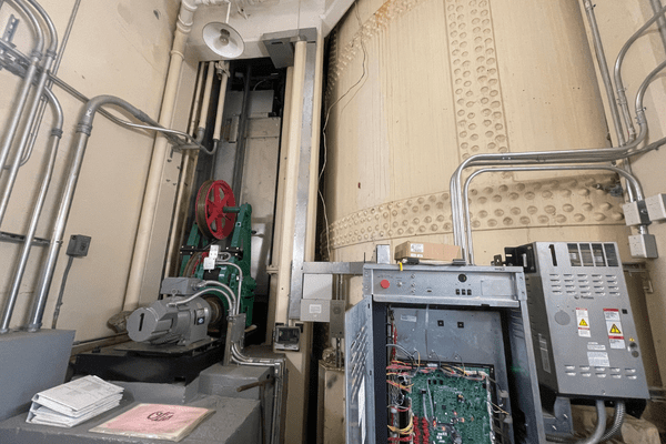 Photograph of the machinery that powers the elevator.